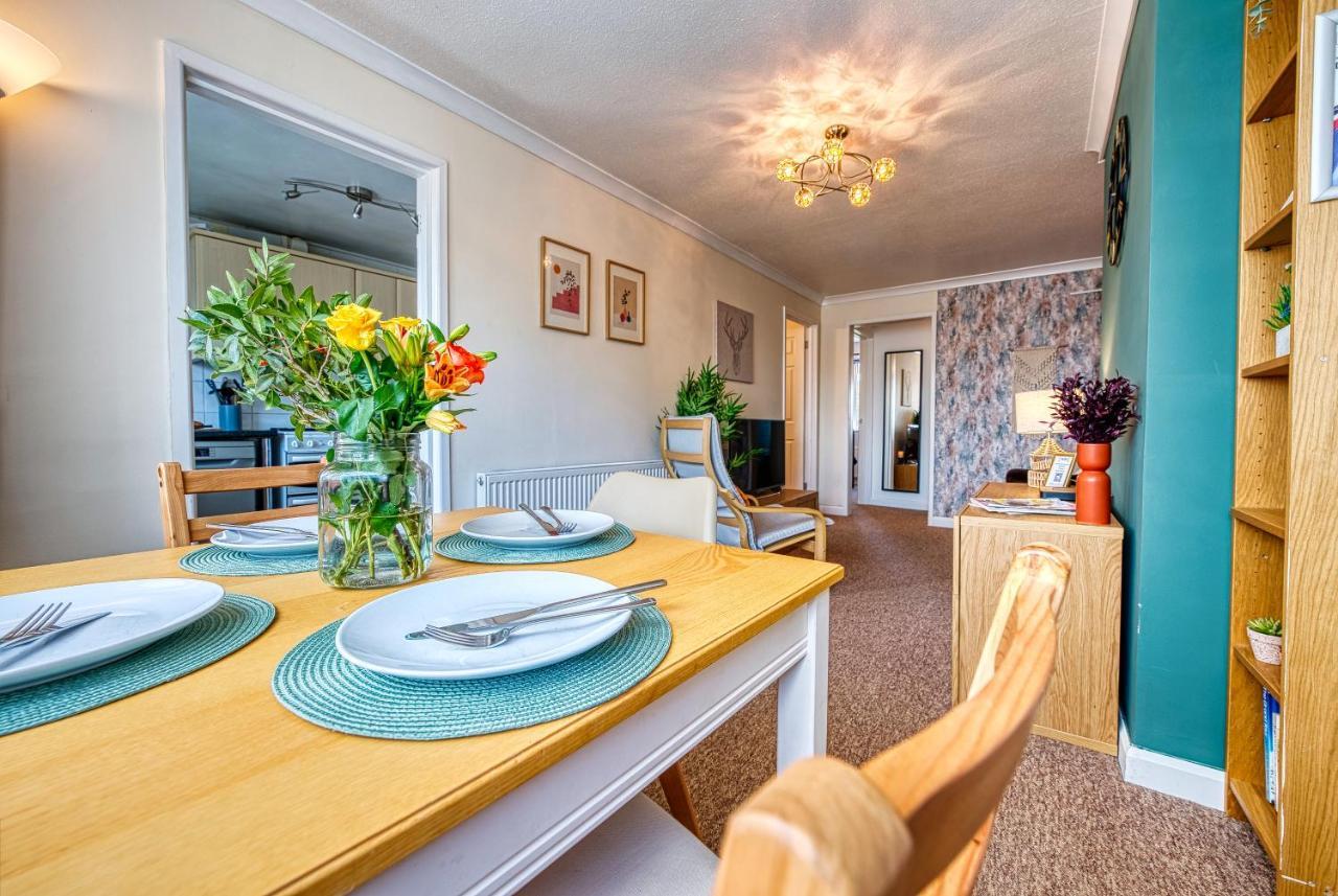 Cosy 3 Bed Apartment In Southam, Sleeps 6 Southam  Kültér fotó
